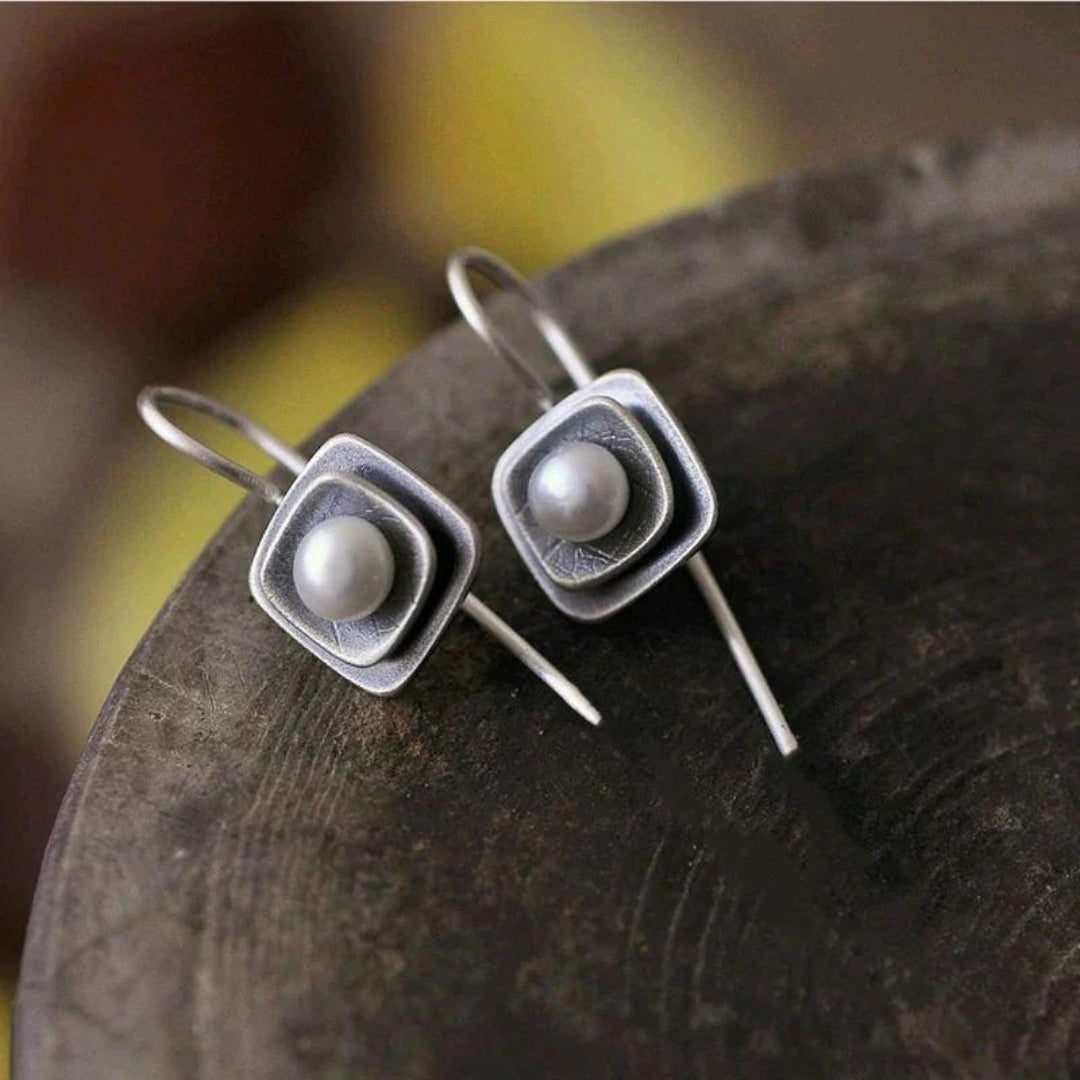 Boucles d'oreilles bohèmes avec perles cubiques en argent sterling