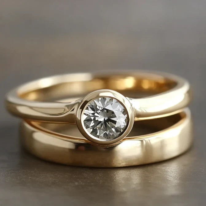 Ensemble de bagues vintage Simplicity en or et zircone