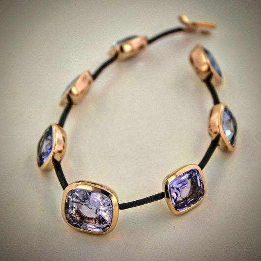 Bracelet vintage carré violet