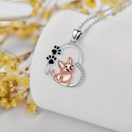 Joli collier pendentif en forme de cœur avec chien