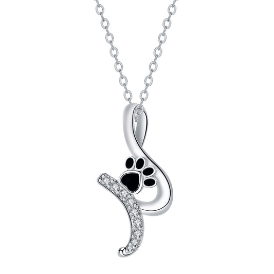 Collier avec pendentif en forme de patte d'animal