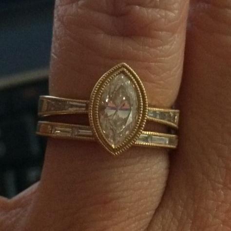 Ensemble vintage de bagues ovales en zircone et or - Lydieannejewelry