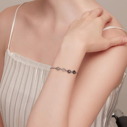Bracelet en argent sterling avec empreintes de pattes – Taille ajustable
