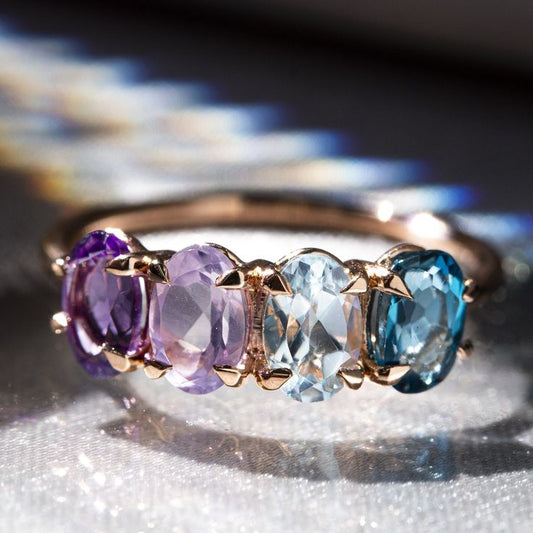 Bague vintage ovale en verre coloré