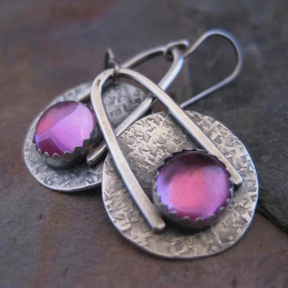 Boucles d'oreilles bohèmes avec pierres violettes en argent sterling