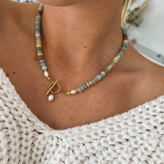 Collier vintage en or avec pierres