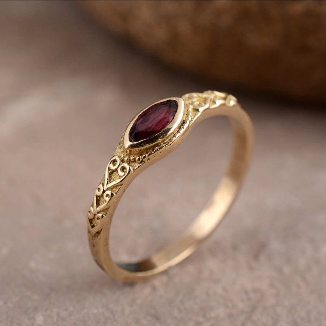 Vintage Red Inlaid Stone Gold Ring-Lydieannejewelry