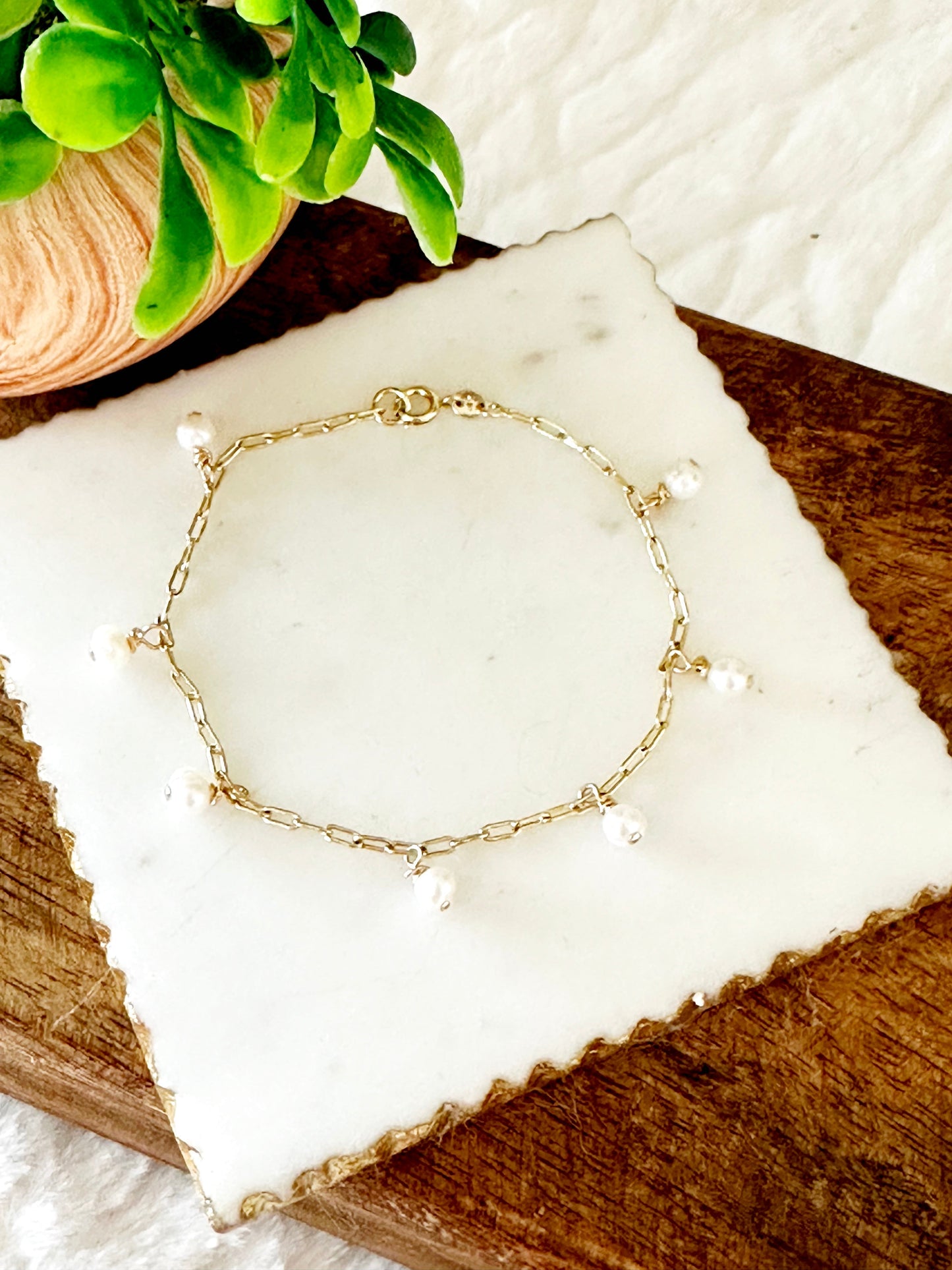 Bracelet à breloques Gina Mini Pearl - Lydieannejewelry