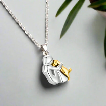 Collier pendentif Hug - Offre limitée BOGO