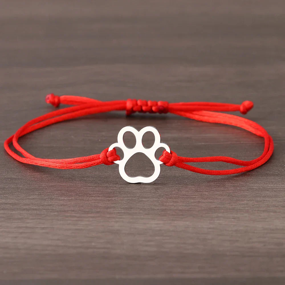 Bracelet cordon empreinte de patte – Design ajustable noir et rouge