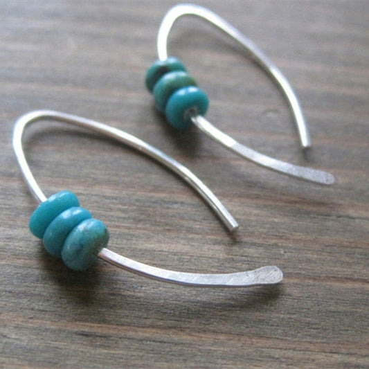 Boucles d'oreilles bohèmes en opale bleue et argent