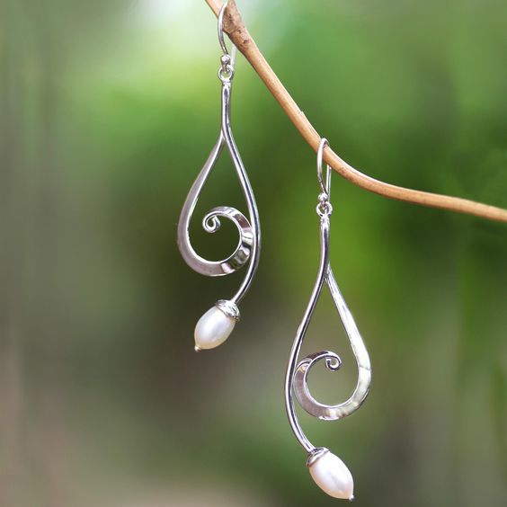 Boucles d'oreilles vintage pendantes en spirale avec perles en argent - Lydieannejewelry