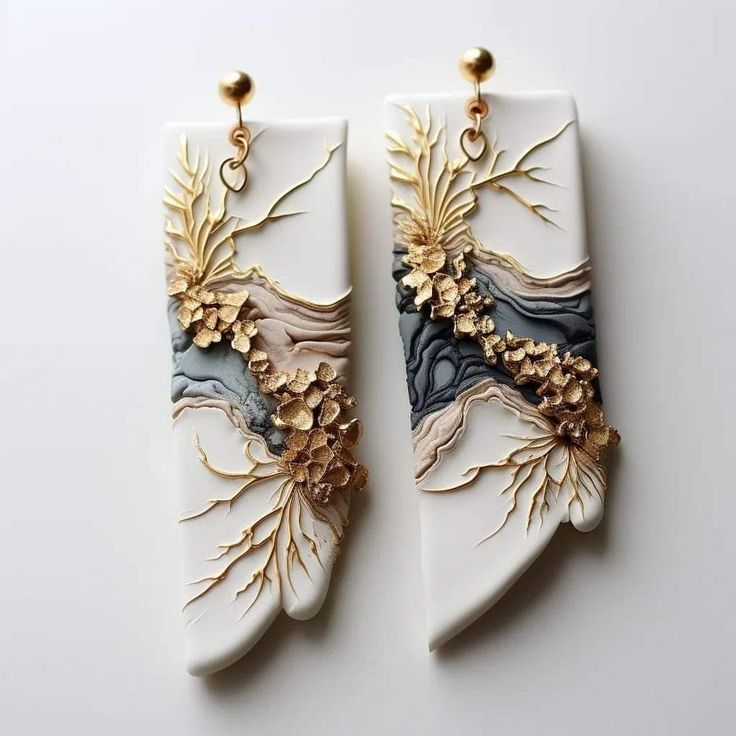 Boucles d'oreilles vintage rectangulaires en or naturel