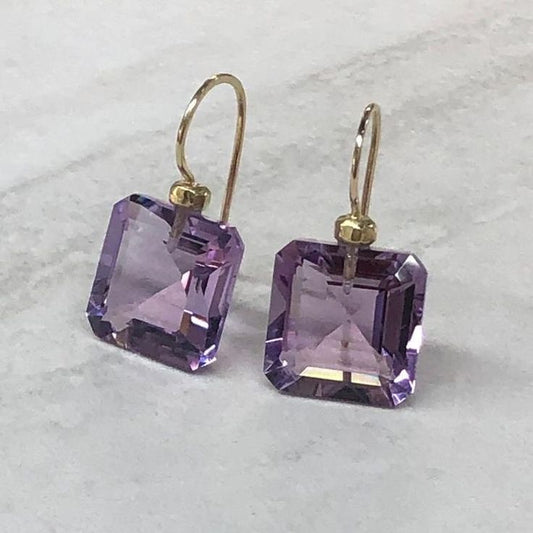 Boucles d'oreilles vintage violet cubique