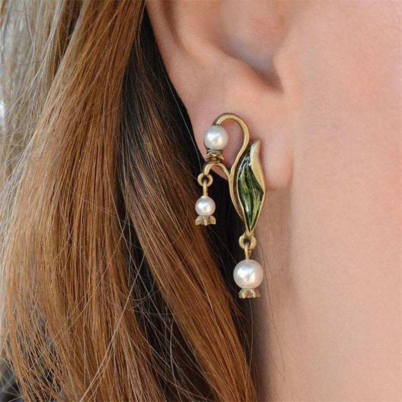 Boucles d'oreilles bohèmes avec émail et perles