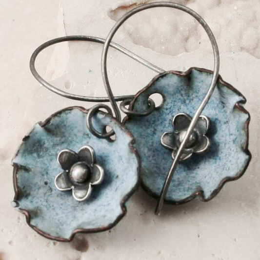 Boucles d'oreilles vintage fleurs bleues délavées