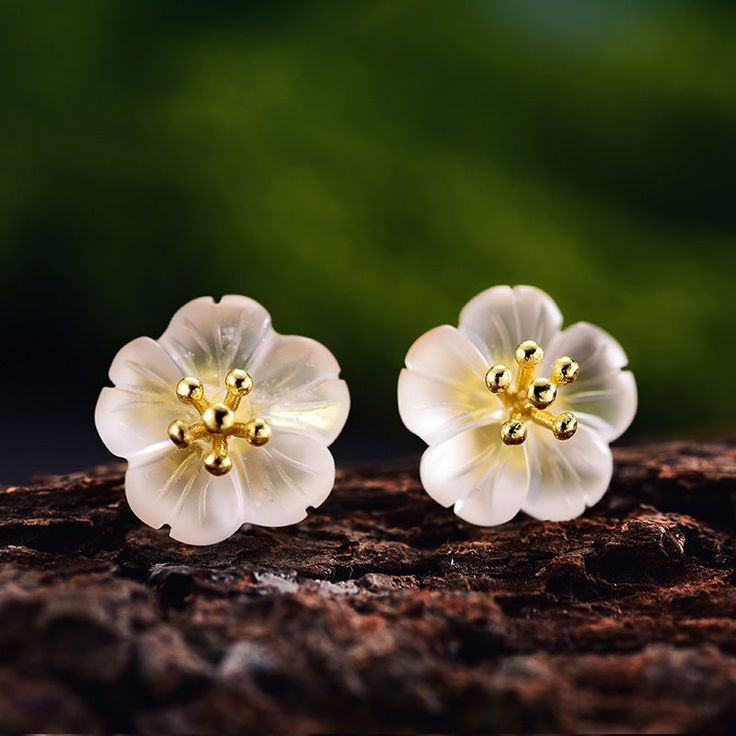 Vintage White Blossom Gold Earrings-Lydieannejewelry