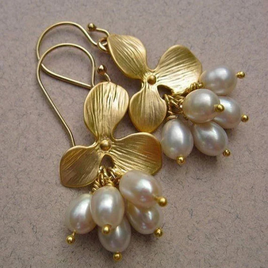 Boucles d'oreilles vintage fleurs et perles