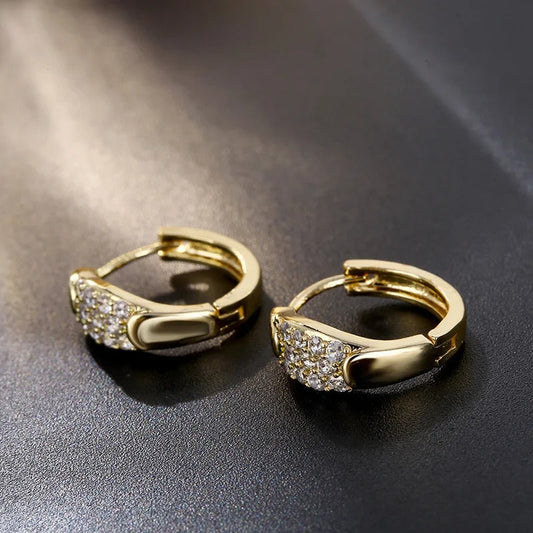 Boucles d'oreilles créoles classiques en or avec pierres précieuses scintillantes - Lydieannejewelry