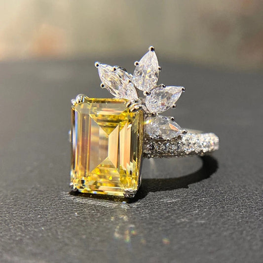 Bague carrée florale avec zircone jaune - Lydieannejewelry