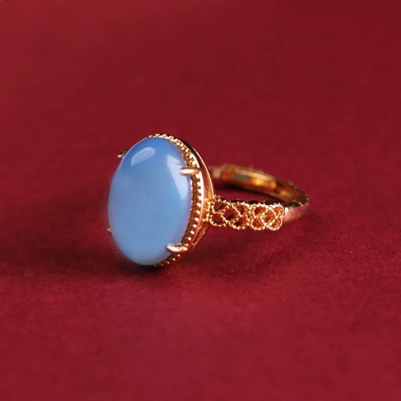Bague ajustable vintage en or avec pierre précieuse ovale bleu clair - Lydieannejewelry