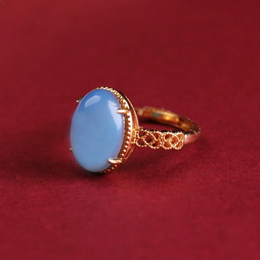 Bague ajustable vintage en or avec pierre précieuse ovale bleu clair - Lydieannejewelry