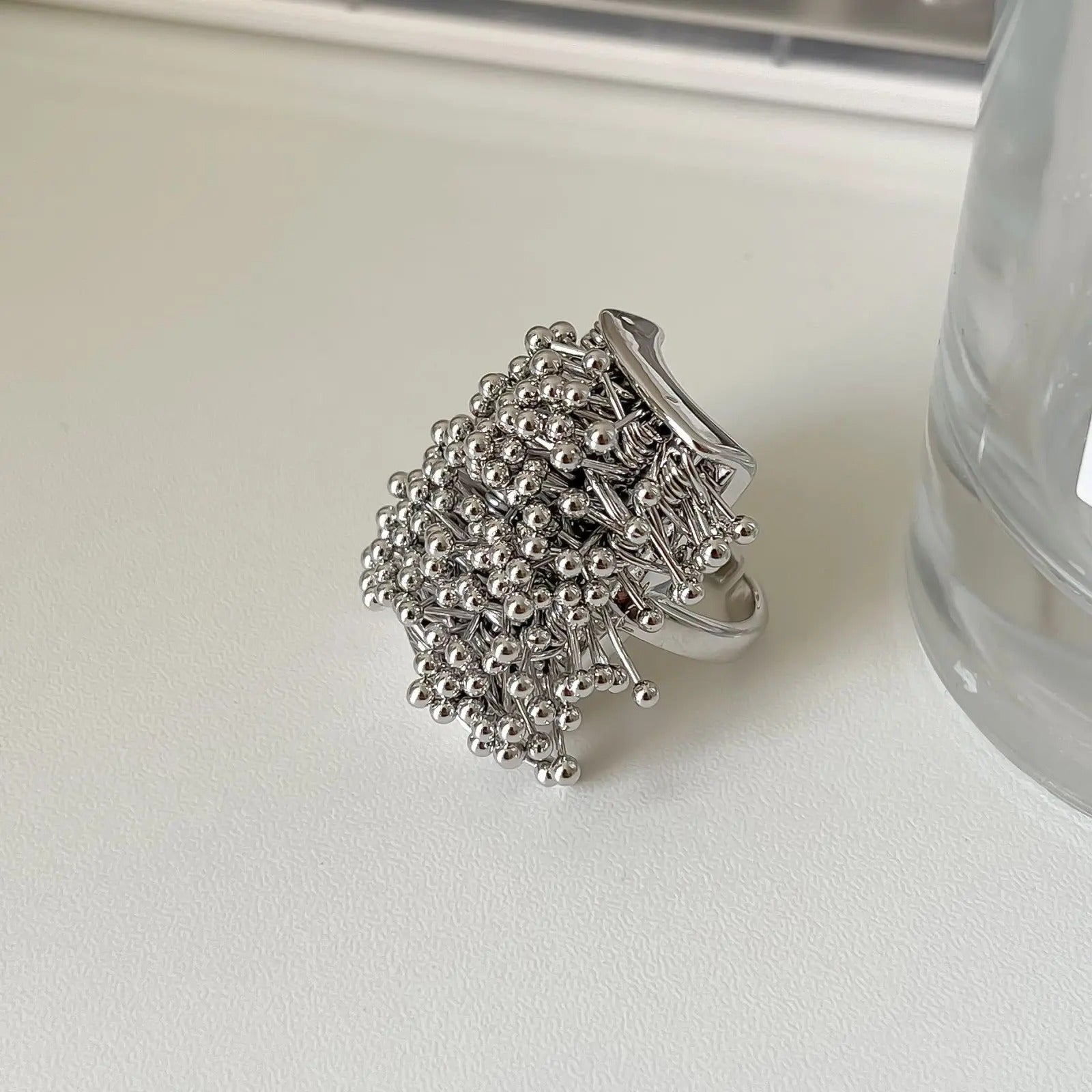 Bague ajustable unique en argent sertie de boules - Lydieannejewelry