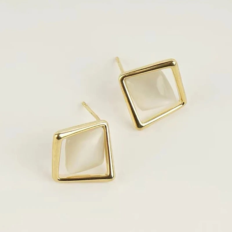 Boucles d'oreilles classiques en diamant et opale creuses - Lydieannejewelry