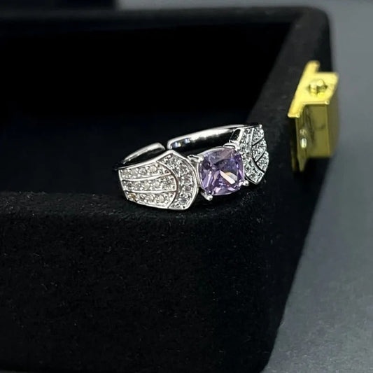 Bague ajustable vintage en argent avec pierre précieuse violette carrée - Lydieannejewelry
