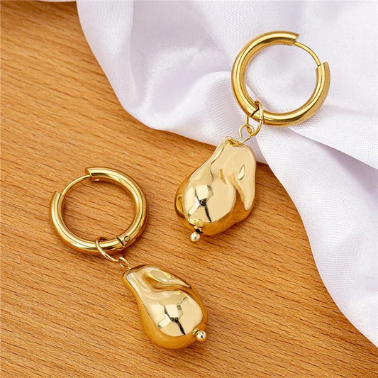 Boucles d'oreilles créoles pendantes vintage en forme de poire en or - Lydieannejewelry