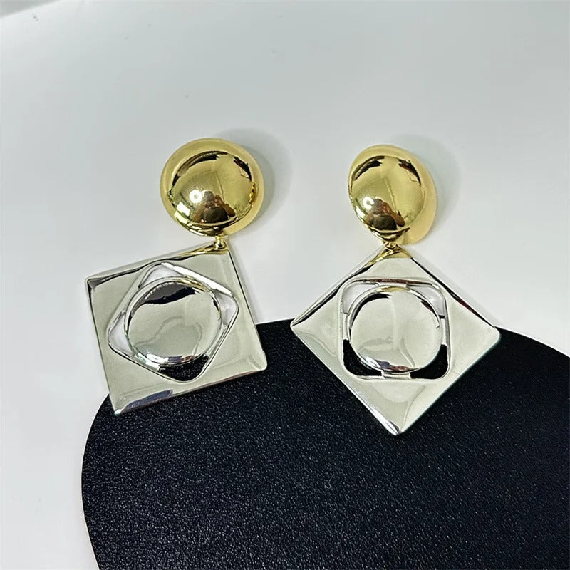 Boucles d'oreilles classiques en or et argent de forme carrée unique - Lydieannejewelry