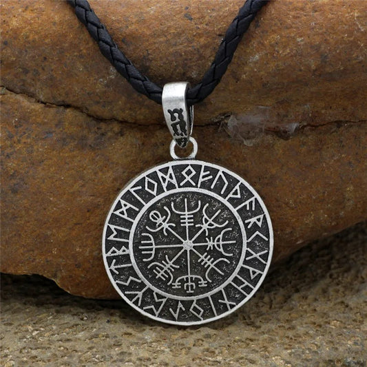 Pendentif boussole nordique Collier runes vikings - Lydieannejewelry