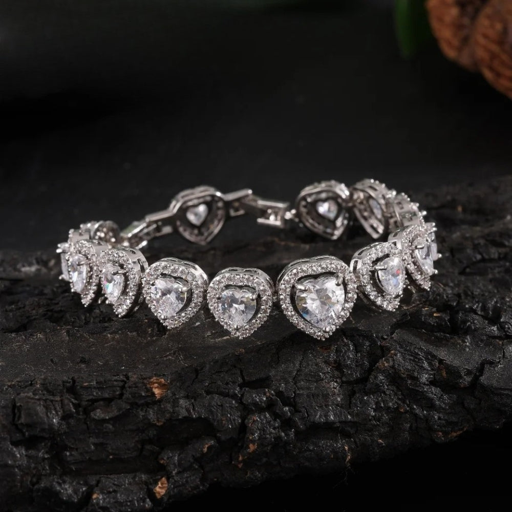 Bracelet à breloques en argent avec cœur scintillant - Lydieannejewelry