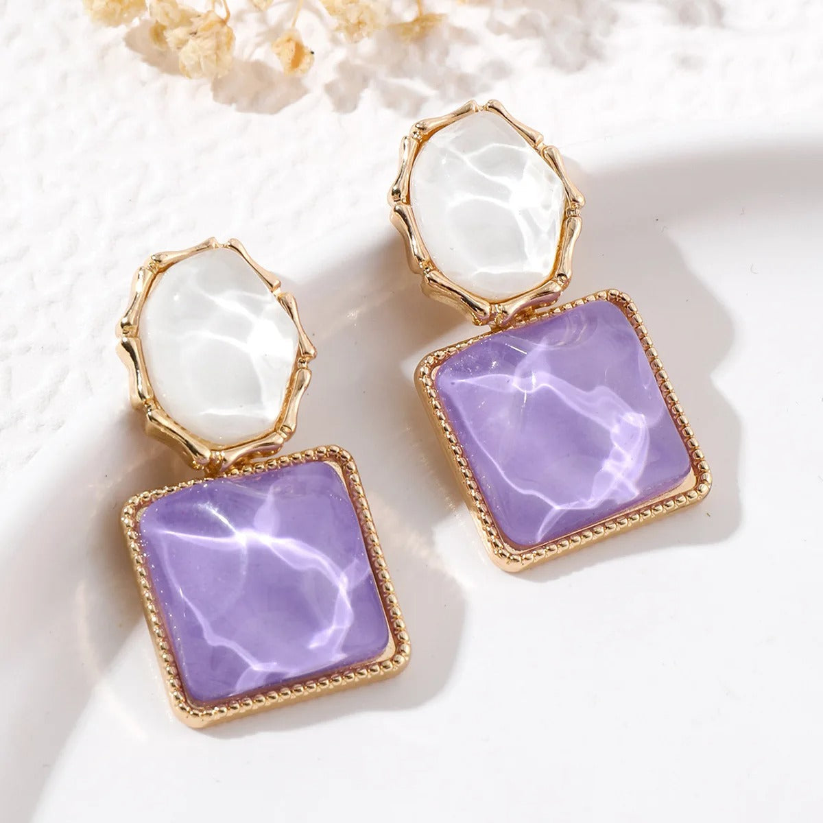 Boucles d'oreilles vintage violettes et perles - Lydieannejewelry